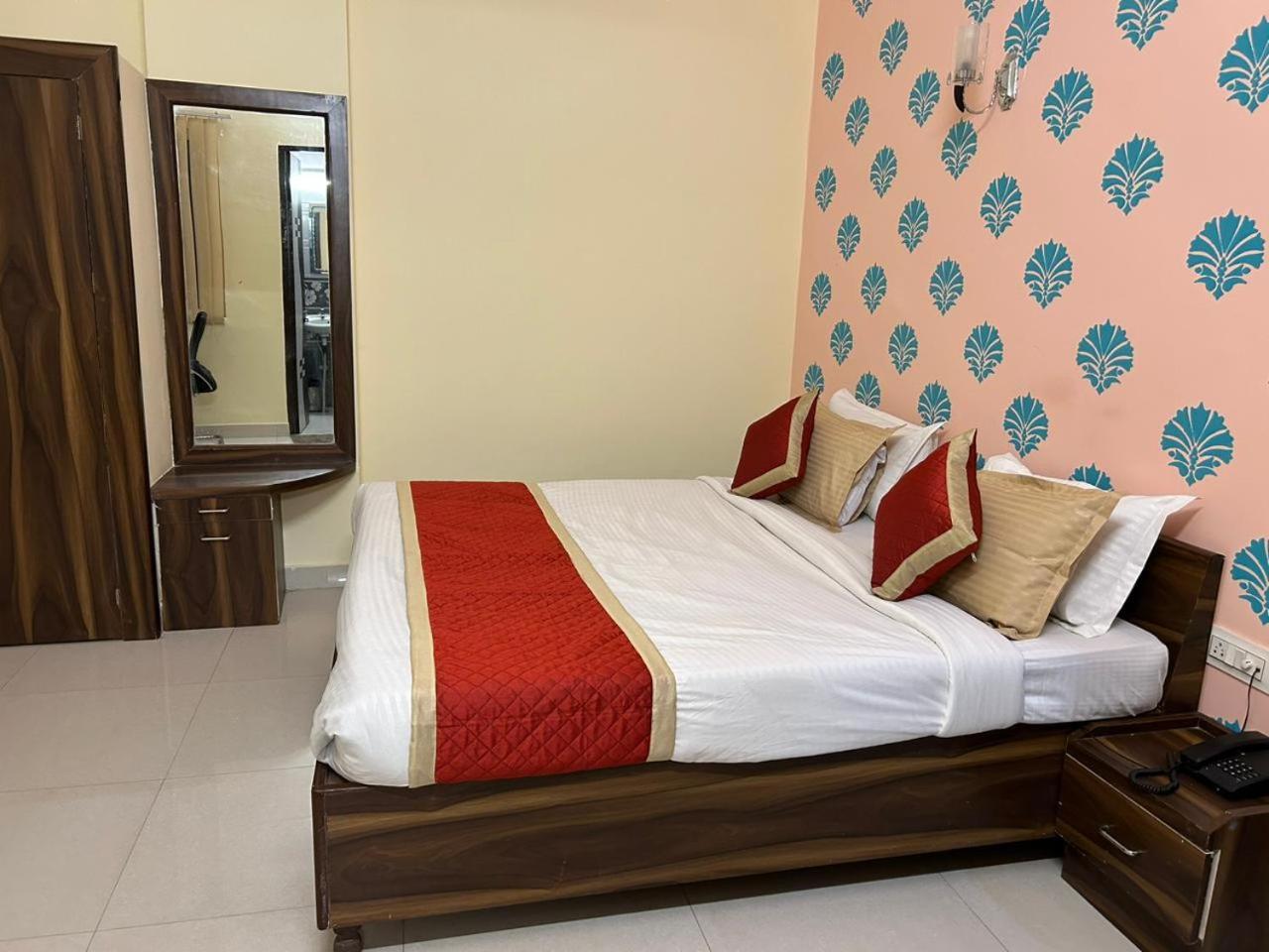 Hotel Mahima Palace جايبور المظهر الخارجي الصورة